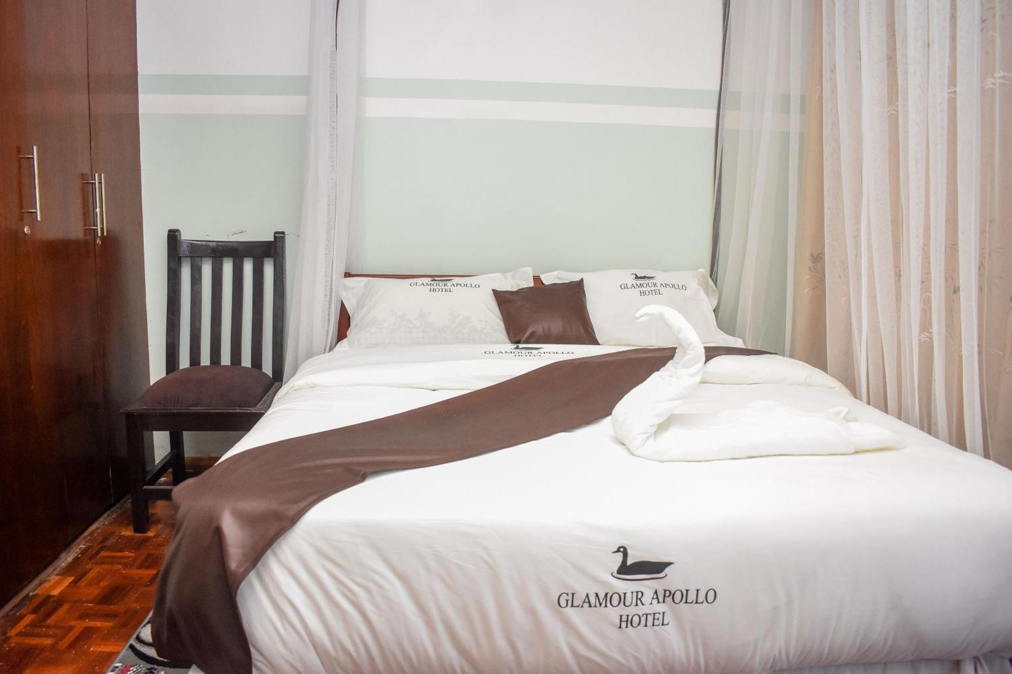 Glamour Apollo Hotel Webuye Екстериор снимка