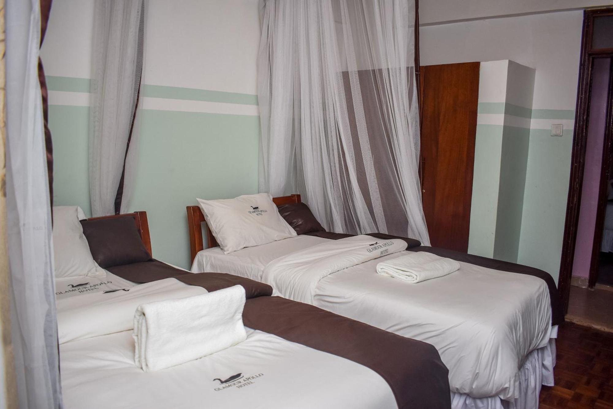 Glamour Apollo Hotel Webuye Екстериор снимка